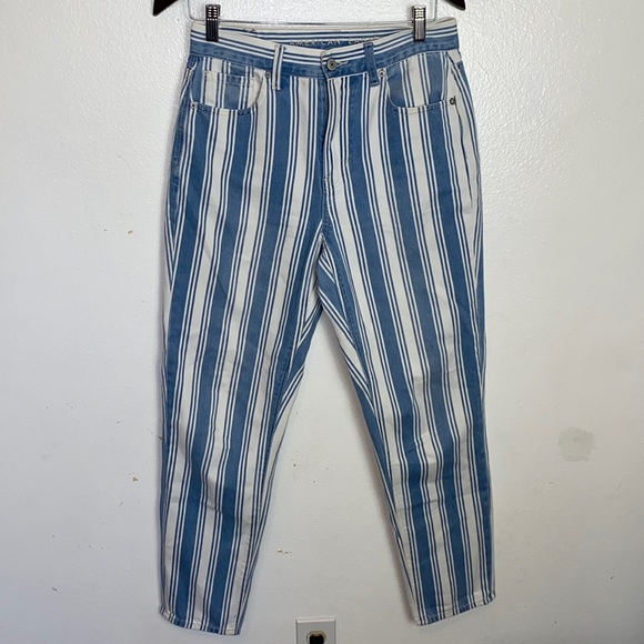 American eagle white and blue pinstripe mom jeans - Picture 2 of 13